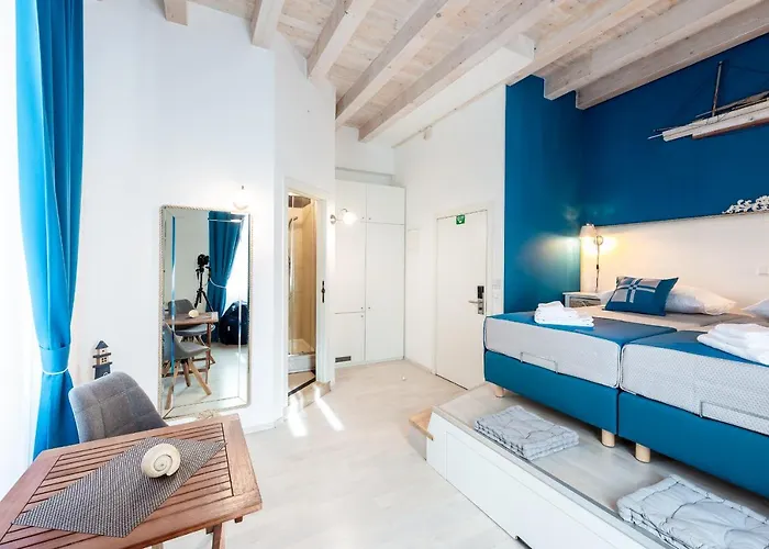 Nautica North - Old Town Affittacamere 3*