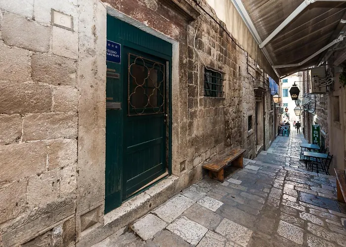 Affittacamere Nautica North - Old Town 3*